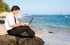home travel business lets you work from anywhere